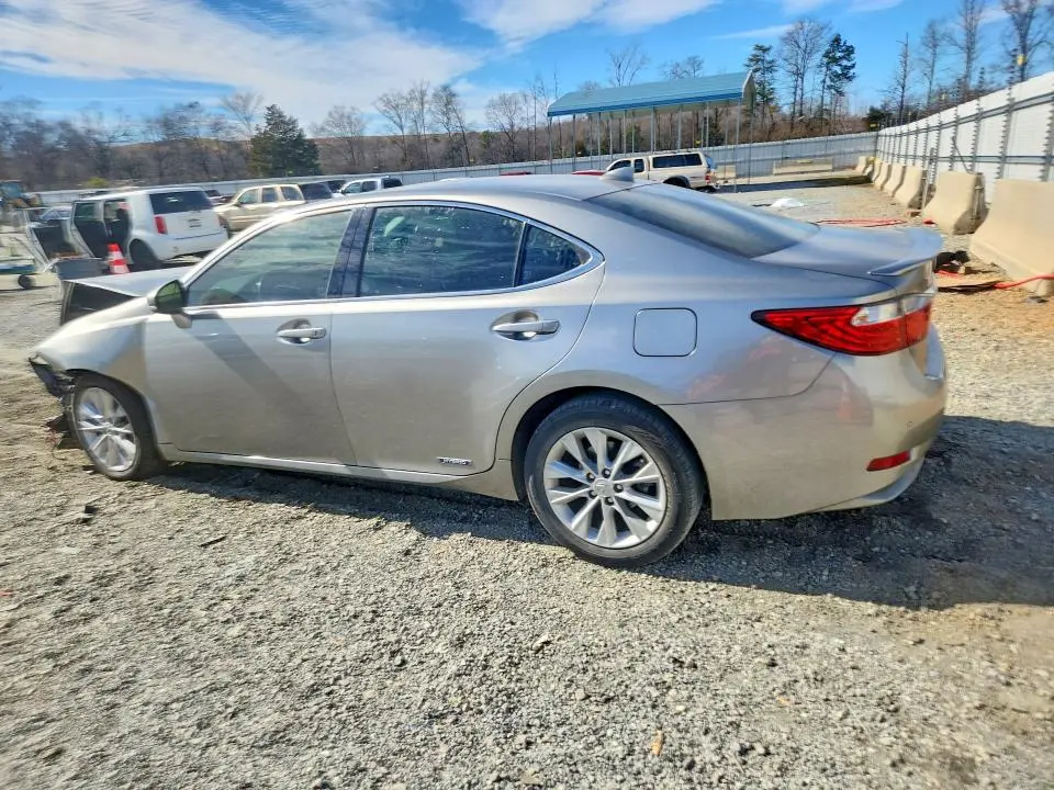 2015 LEXUS ES 300H  