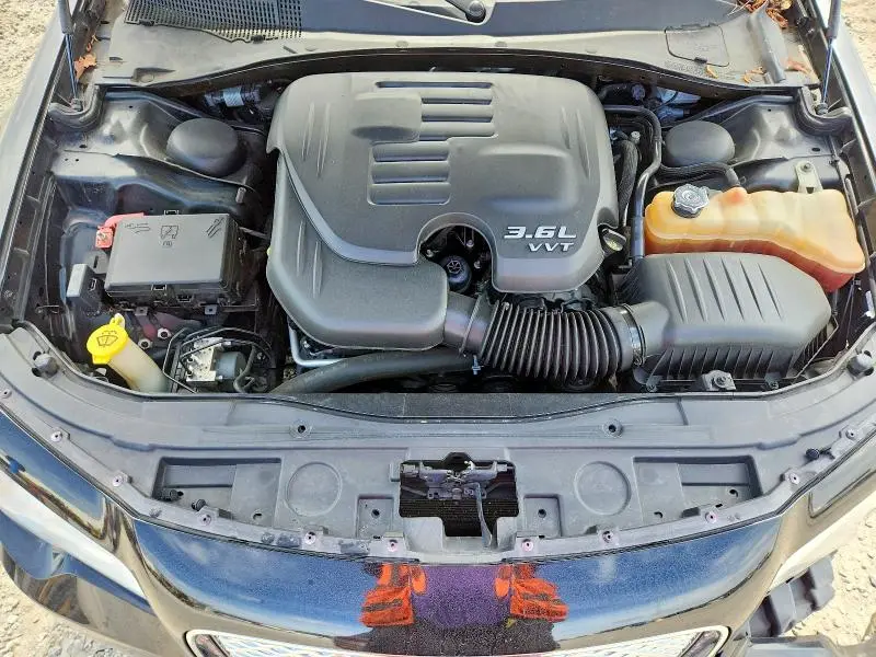 2018 CHRYSLER 300 LIMITED  