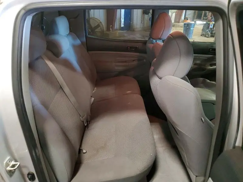 2010 TOYOTA TACOMA V6  