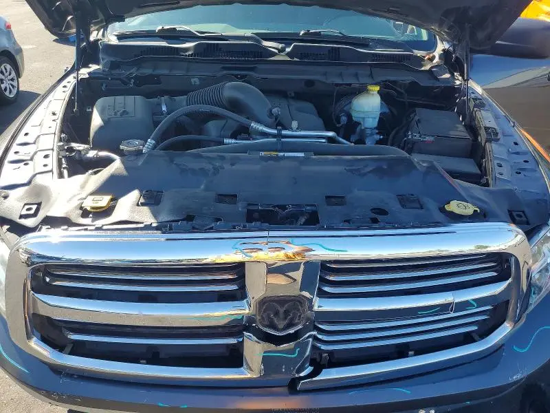 2014 RAM 1500 SLT  