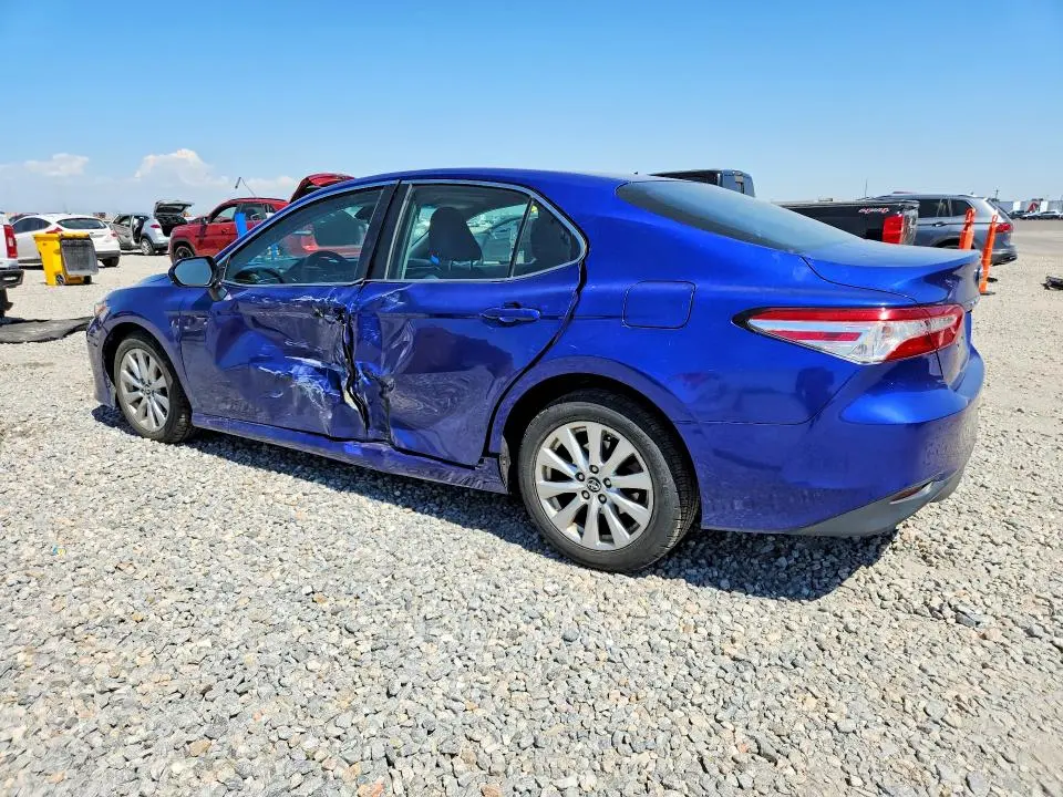 2018 TOYOTA CAMRY LE  