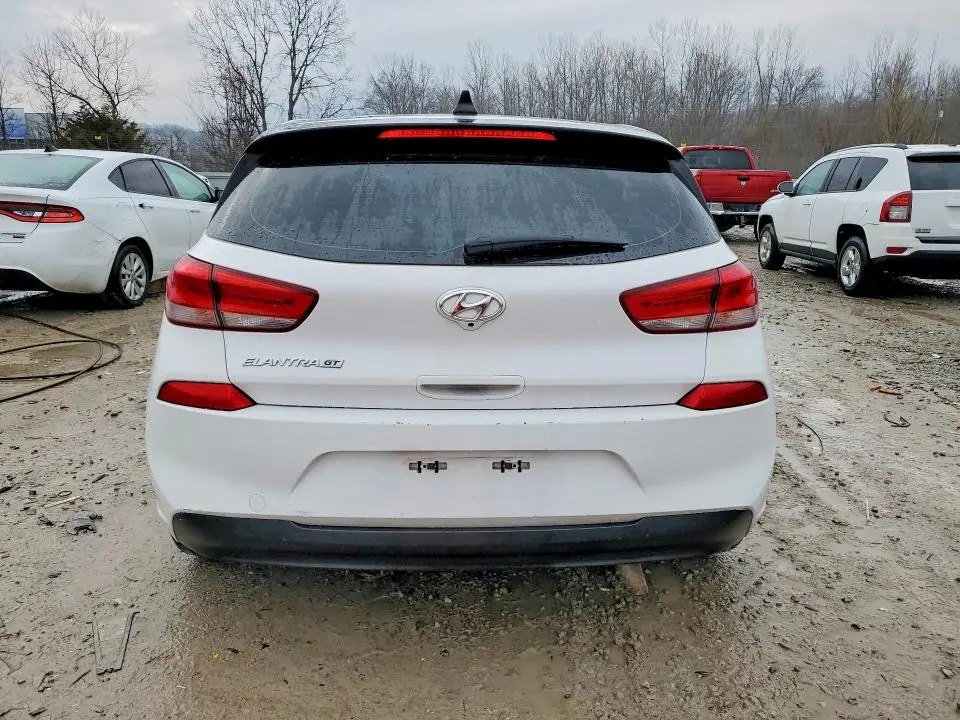 2018 HYUNDAI ELANTRA GT BASE  