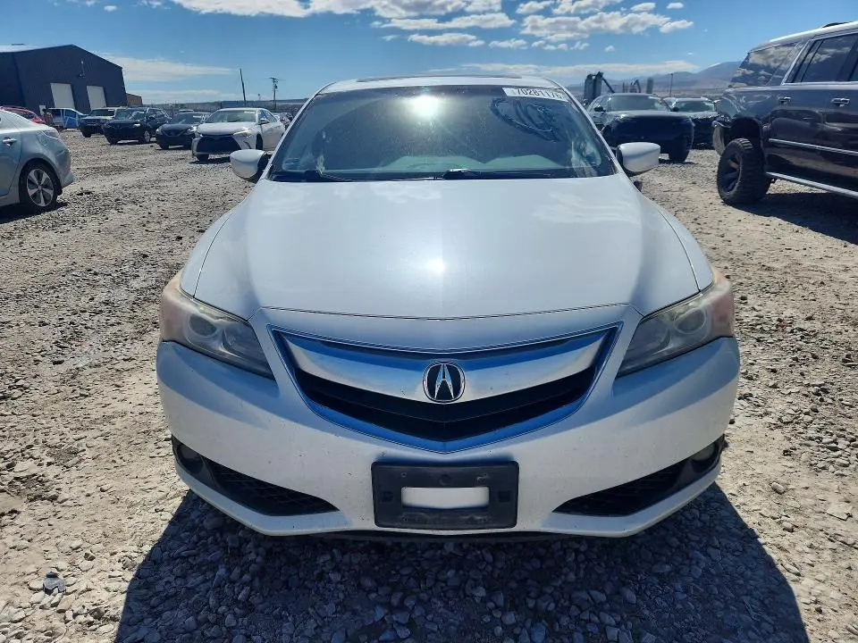 2013 ACURA ILX 20 PREMIUM  