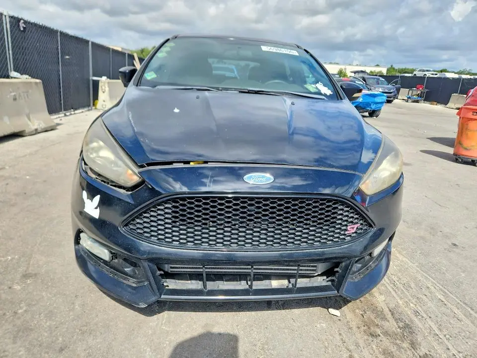 2017 FORD FOCUS ST  