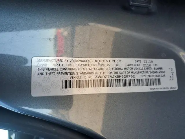 2011 VOLKSWAGEN JETTA SE  