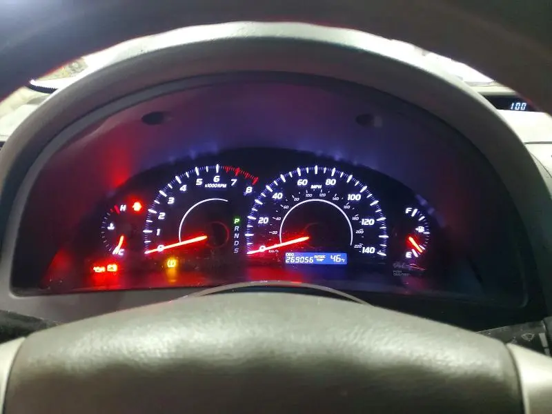 2011 TOYOTA CAMRY LE  