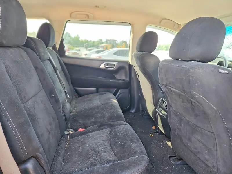 2015 NISSAN PATHFINDER S  