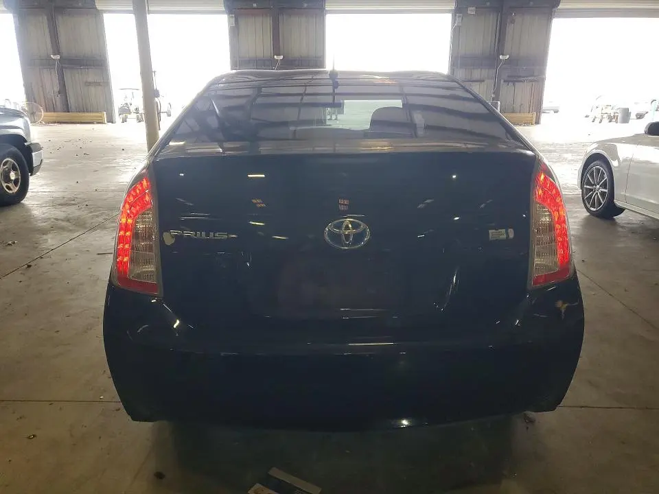 2015 TOYOTA PRIUS TWO  
