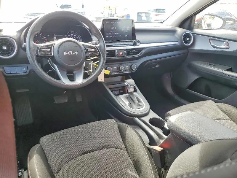 2022 KIA FORTE LXS  