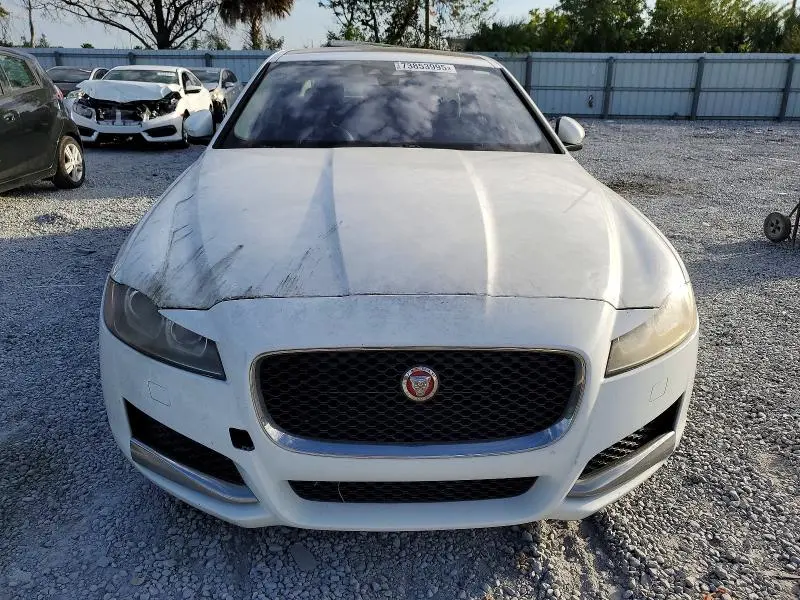 2017 JAGUAR XF   