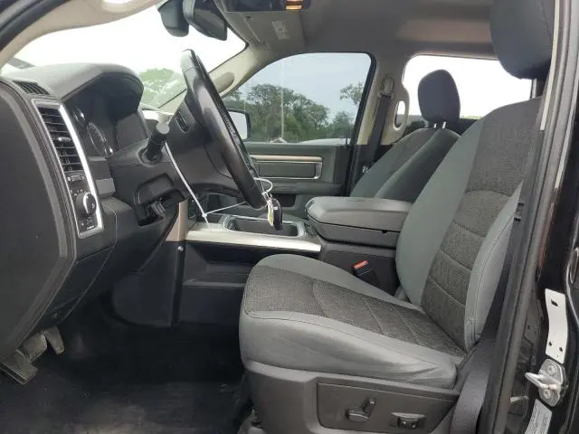 2016 RAM 1500 SLT  