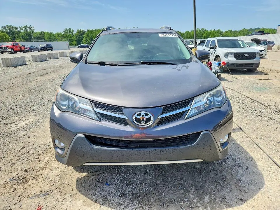 2014 TOYOTA RAV4 XLE  