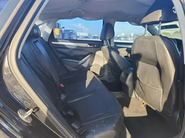 2015 VOLKSWAGEN PASSAT S