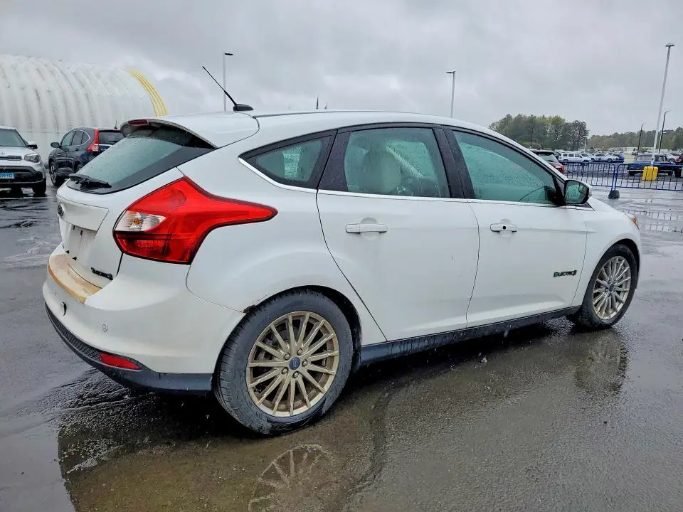 2014 FORD FOCUS BEV  