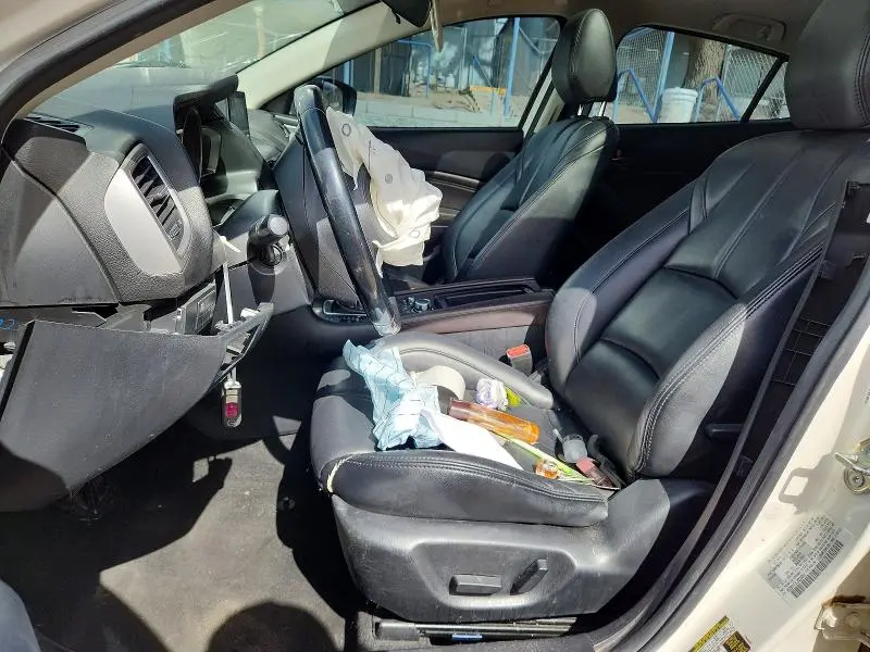 2018 MAZDA 3 TOURING  