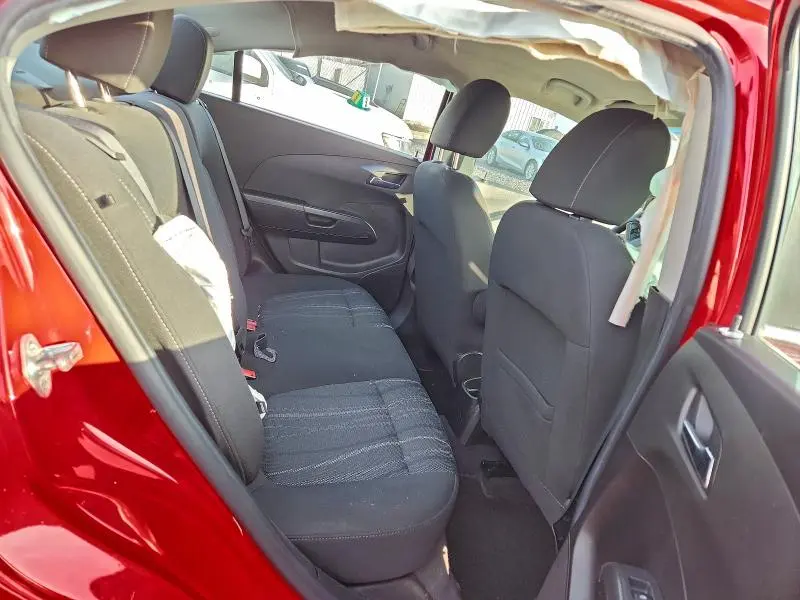 2012 CHEVROLET SONIC LT  