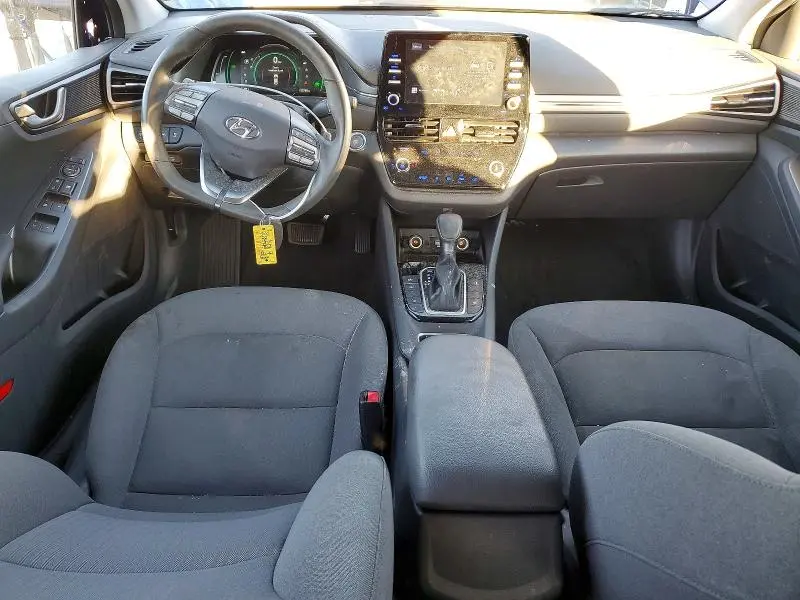 2022 HYUNDAI IONIQ SE  