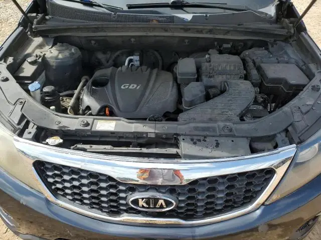 2013 KIA SORENTO LX  