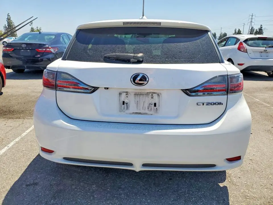 2013 LEXUS CT 200  