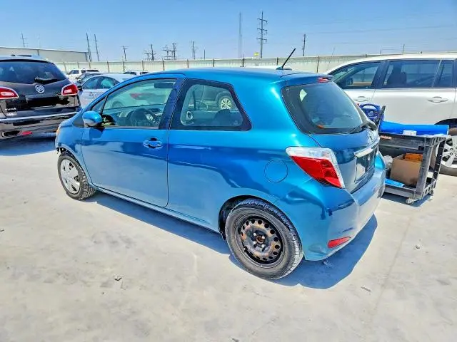 2013 TOYOTA YARIS 3-DOOR LE  