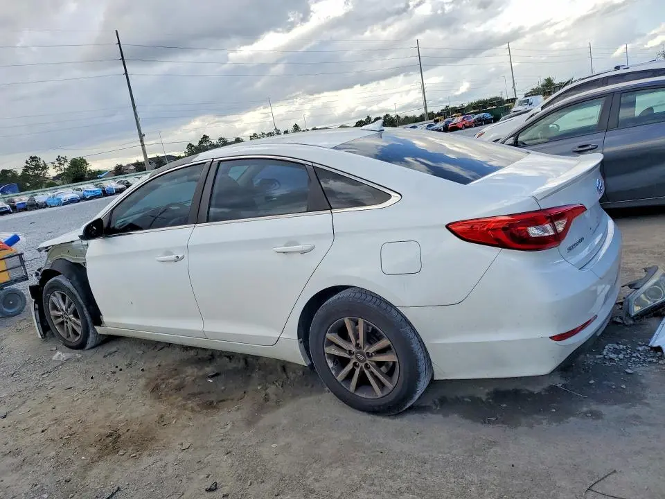 2017 HYUNDAI SONATA SE  