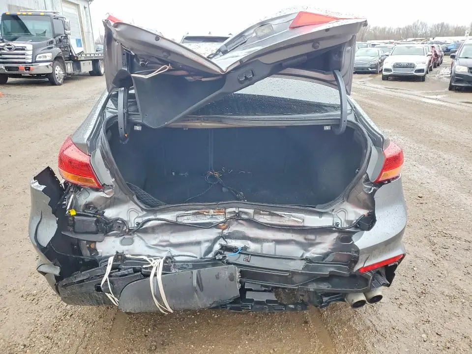 2018 HYUNDAI ELANTRA SPORT  