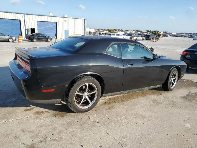 2010 DODGE CHALLENGER SE  