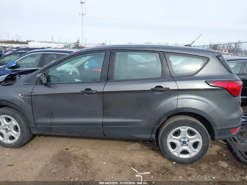 2019 FORD ESCAPE S