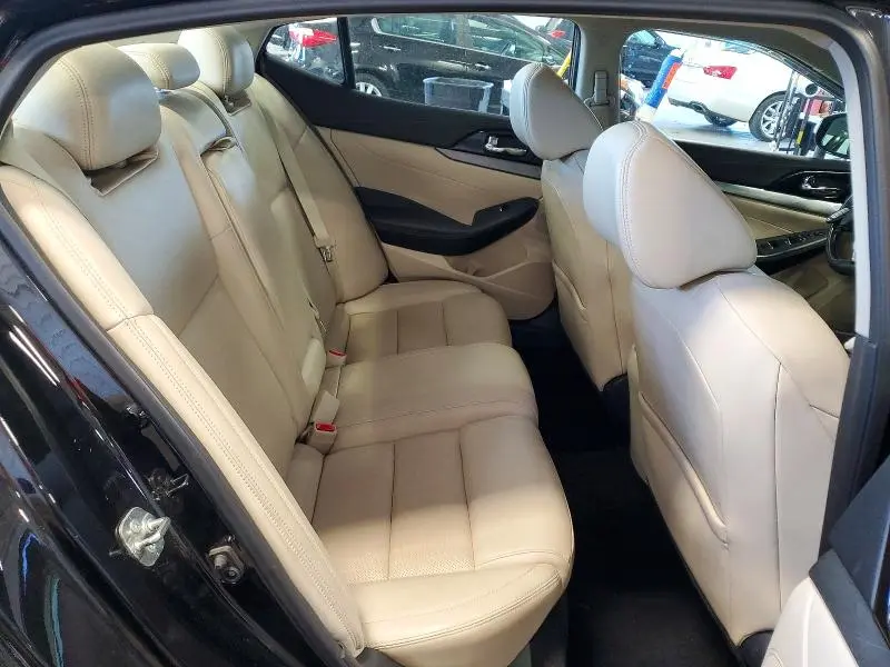 2017 NISSAN MAXIMA 3.5 SV  