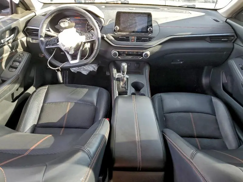 2019 NISSAN ALTIMA SR  