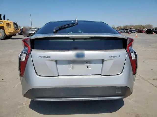 2016 TOYOTA PRIUS 