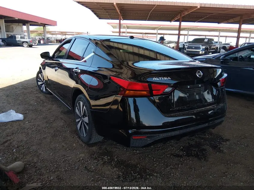 2022 NISSAN ALTIMA SV FWD
