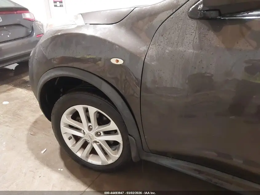 2012 NISSAN JUKE SL
