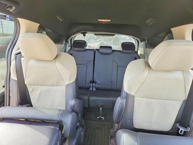 2025 TOYOTA SIENNA PLATINUM 7-PASSENGER  