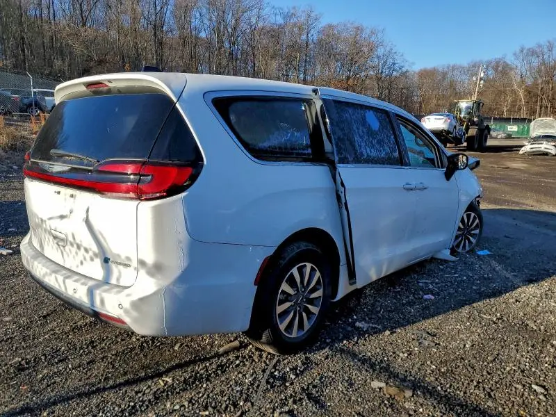 2024 CHRYSLER PACIFICA HYBRID SELECT  