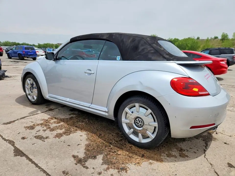 2013 VOLKSWAGEN BEETLE   