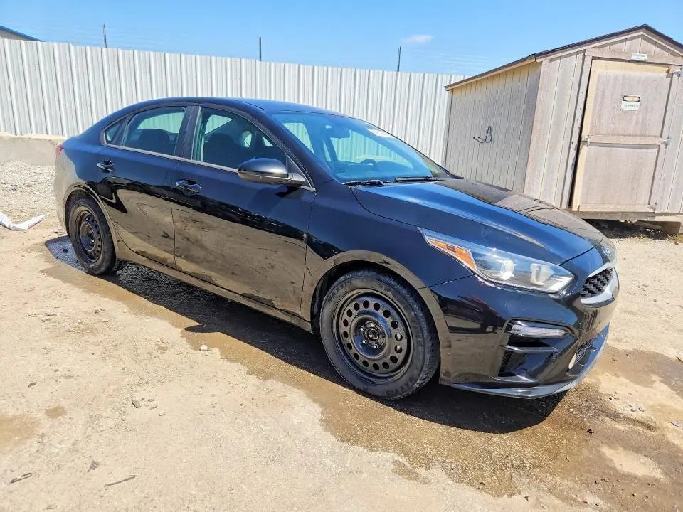 2019 KIA FORTE LXS  