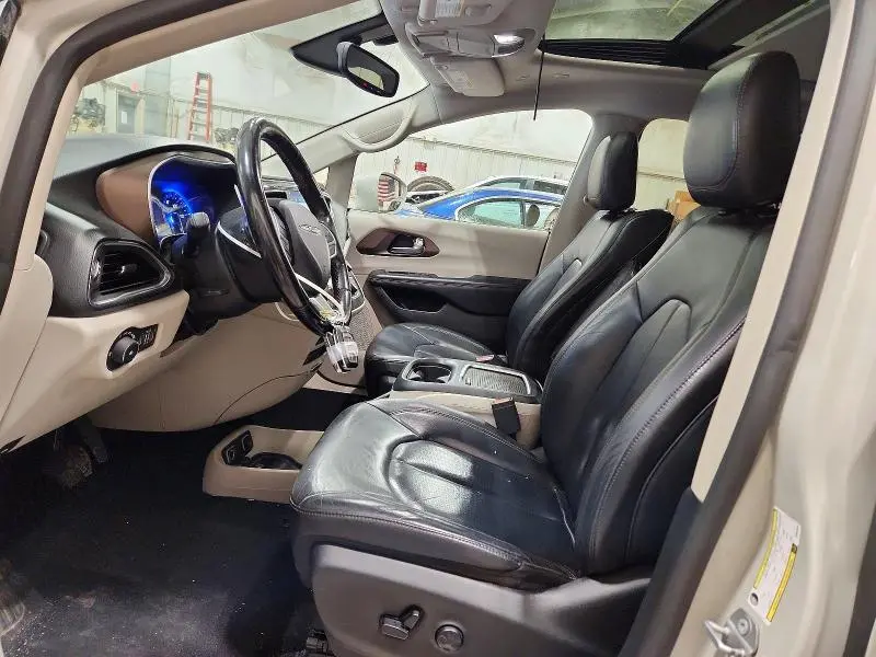 2019 CHRYSLER PACIFICA TOURING L PLUS  