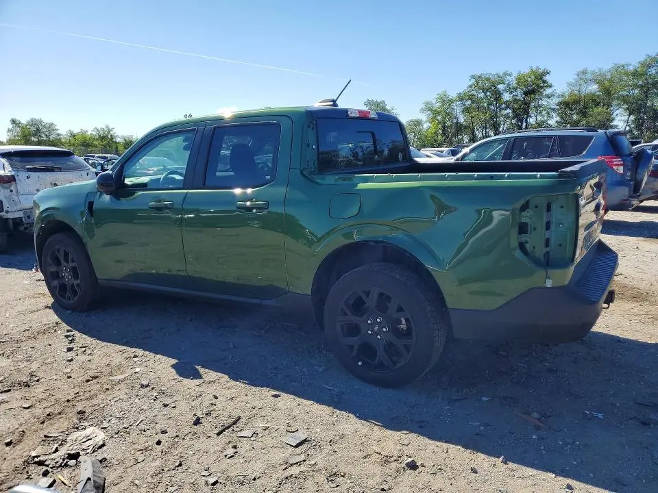 2025 FORD MAVERICK LARIAT  