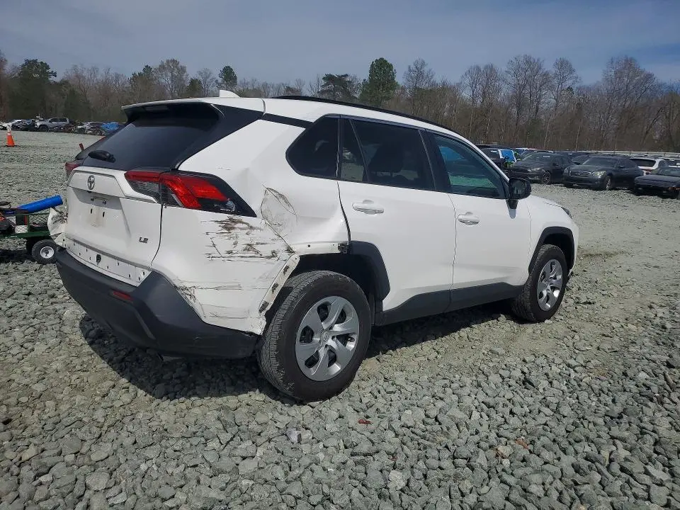 2020 TOYOTA RAV4 LE  