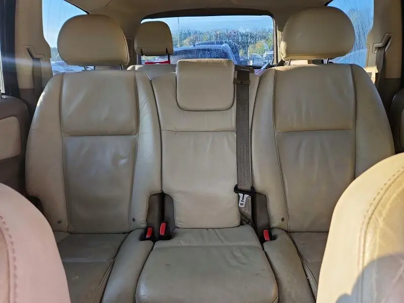 2011 VOLVO XC90 3.2  