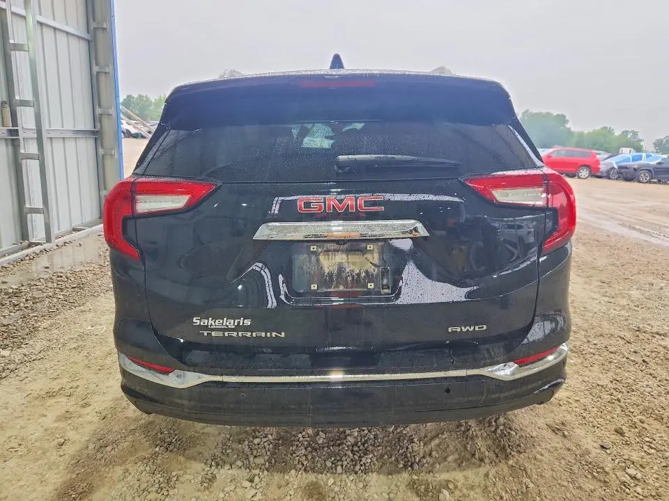2023 GMC TERRAIN DENALI  