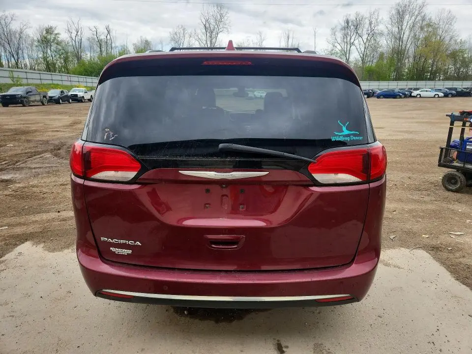 2017 CHRYSLER PACIFICA TOURING L PLUS  