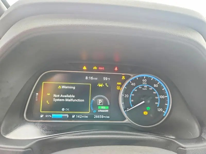 2023 NISSAN LEAF SV PLUS  