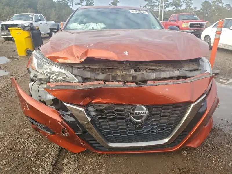 2020 NISSAN ALTIMA SR  