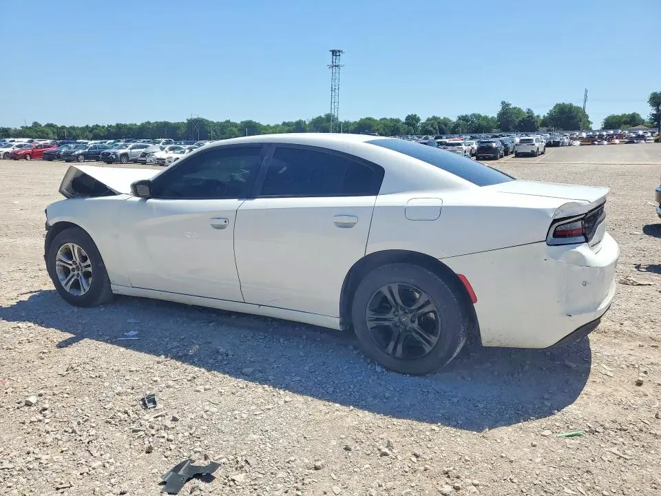 2017 DODGE CHARGER SE  