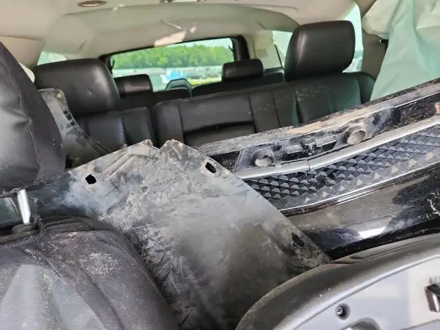 2011 CHEVROLET SUBURBAN C1500 LT  