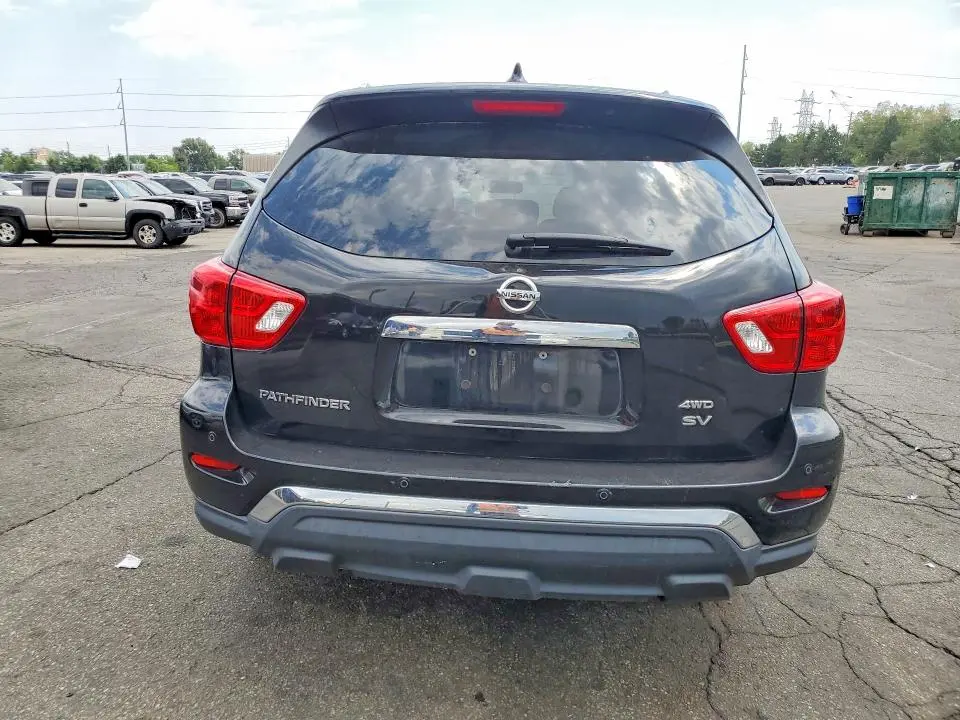 2020 NISSAN PATHFINDER SV  