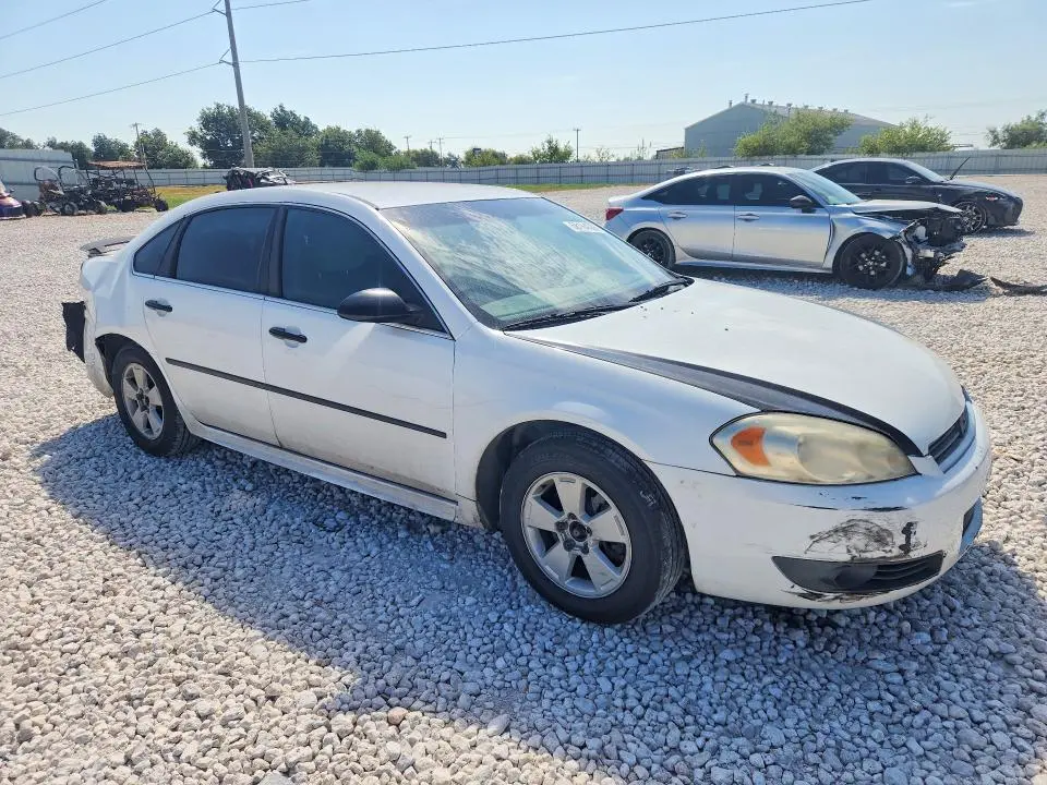 2011 CHEVROLET IMPALA LT  