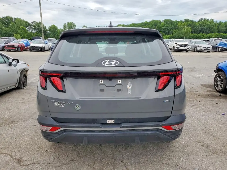 2024 HYUNDAI TUCSON SE  